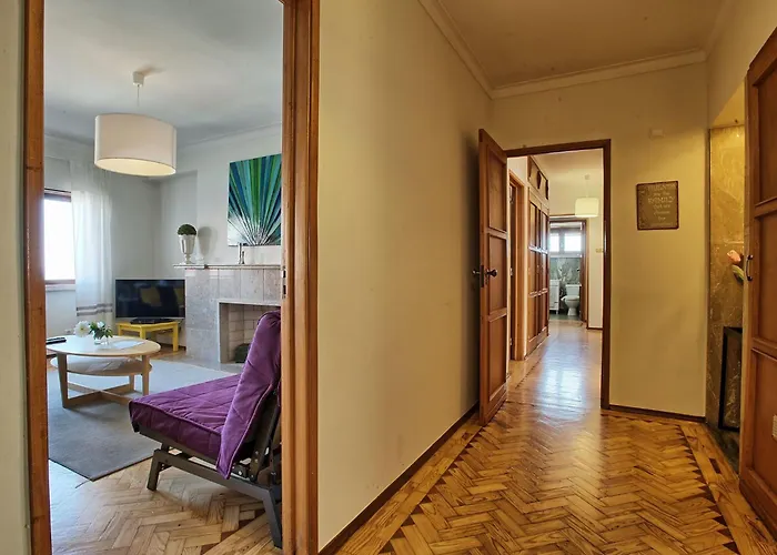 Apartman Fuer 17 Personen Und 1 Kind In By Interhome Lisboa