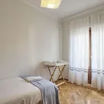 Fuer 17 Personen Und 1 Kind In By Interhome * Lisbona