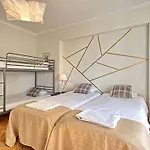 Fuer 17 Personen Und 1 Kind In By Interhome Apartman Lisboa