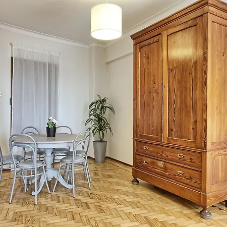 Fuer 17 Personen Und 1 Kind In By Interhome Apartamento *