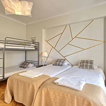 Fuer 17 Personen Und 1 Kind In By Interhome شقة Lisboa