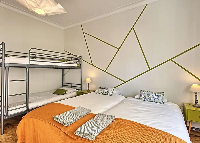 Apartamento Fuer 17 Personen Und 1 Kind In By Interhome Lisboa