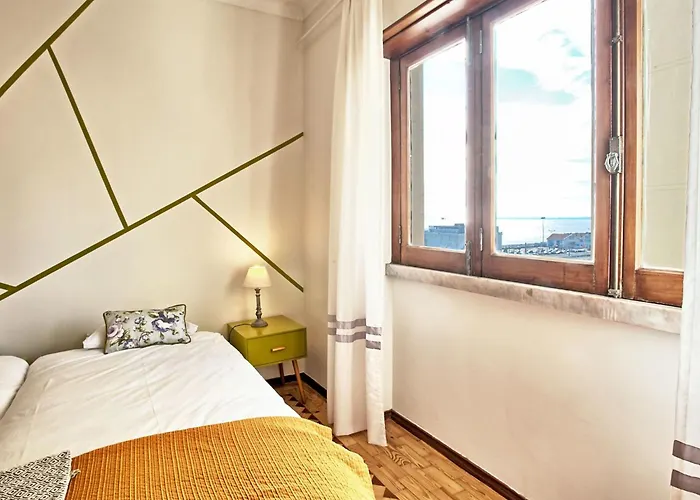 Apartamento Fuer 17 Personen Und 1 Kind In By Interhome Lisboa