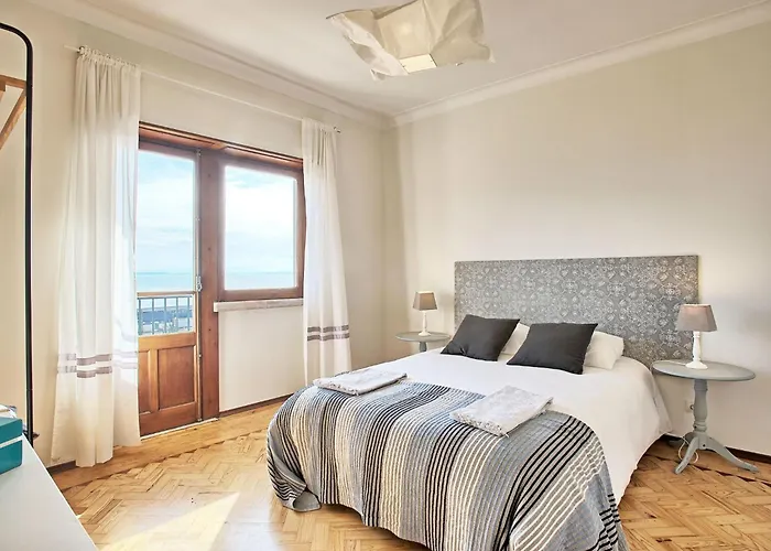 Fuer 17 Personen Und 1 Kind In By Interhome * Lizbona