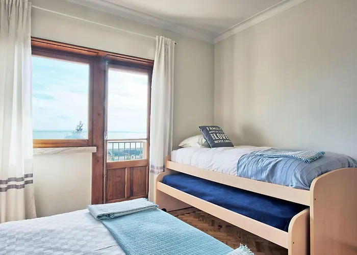 Fuer 17 Personen Und 1 Kind In By Interhome Apartament *