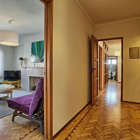 Appartamento Fuer 17 Personen Und 1 Kind In By Interhome Lisbona