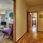 דירה Fuer 17 Personen Und 1 Kind In By Interhome ליסבון