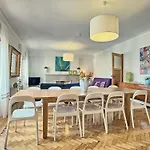 Fuer 17 Personen Und 1 Kind In By Interhome דירה