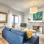 Fuer 17 Personen Und 1 Kind In By Interhome דירה ליסבון