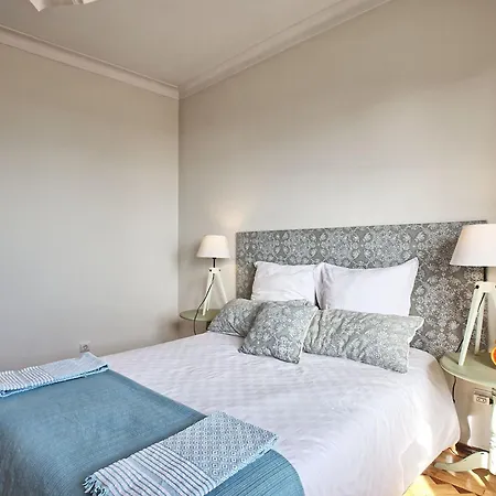 Fuer 17 Personen Und 1 Kind In By Interhome アパート